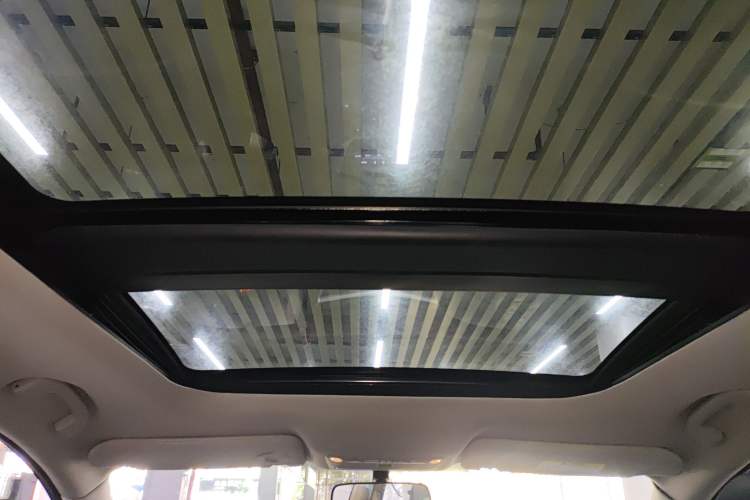 Used Nissan Murano 2017 2.5L XL Two-Wheel Drive Smart Edition Headliner