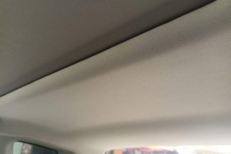 Used Nissan Murano 2017 2.5L XL Two-Wheel Drive Smart Edition Headliner