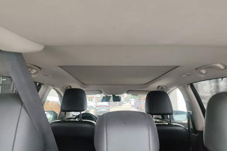 Used Nissan Murano 2017 2.5L XL Two-Wheel Drive Smart Edition Headliner