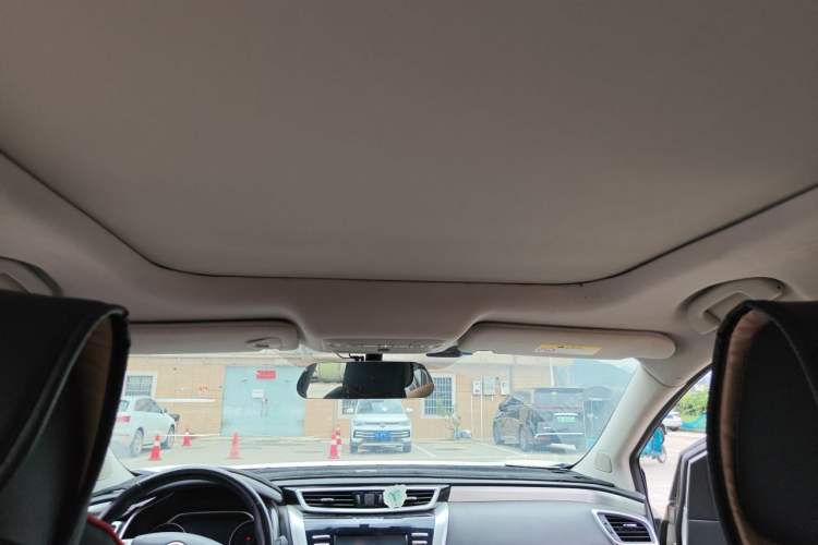 Used Nissan Murano 2017 2.5L XL Two-Wheel Drive Smart Edition Headliner
