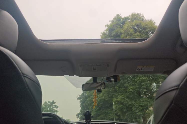 Used Nissan Murano 2017 2.5L XL Two-Wheel Drive Smart Edition Headliner
