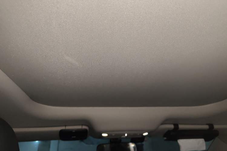 Used Nissan Murano 2017 2.5L XL Two-Wheel Drive Smart Edition Headliner
