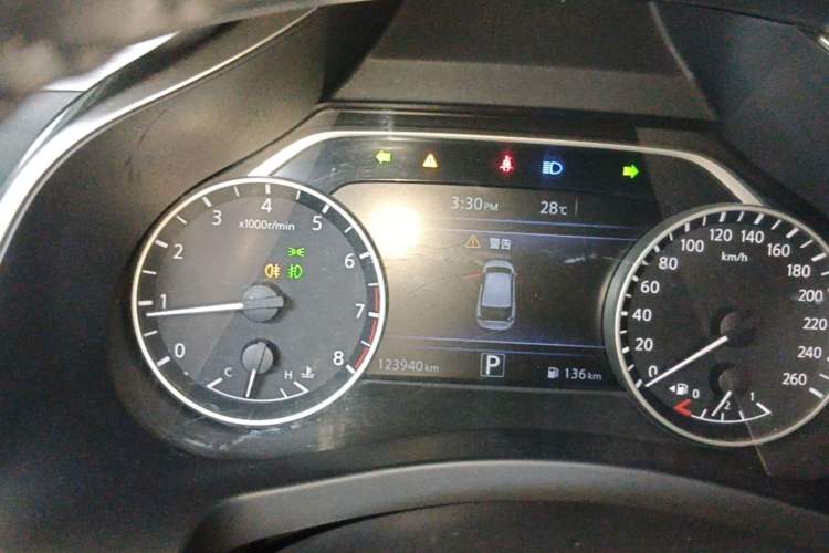Used Nissan Murano 2017 2.5L XE Two-Wheel Drive Elite Edition Instrument Cluster