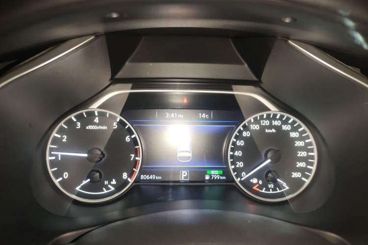 Used Nissan Murano 2017 2.5L XL Two-Wheel Drive Smart Edition Instrument Cluster