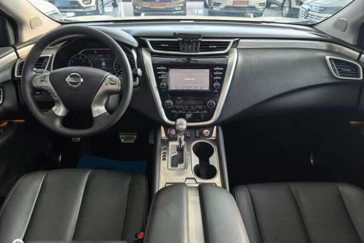 Used Nissan Murano 2017 2.5L XL Two-Wheel Drive Smart Edition Interior 1