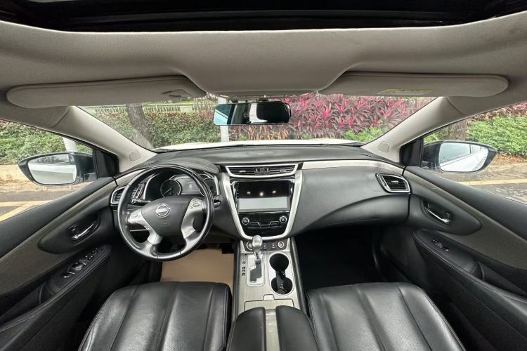 Used Nissan Murano 2017 2.5L XL Two-Wheel Drive Smart Edition Interior 2