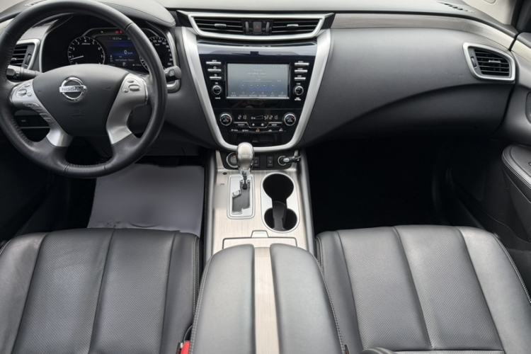 Used Nissan Murano 2017 2.5L XL Two-Wheel Drive Smart Edition Interior 5