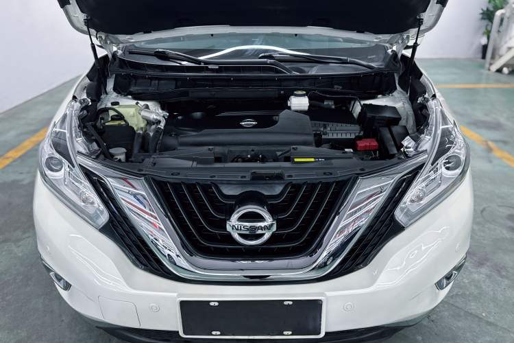 Used Nissan Murano 2017 2.5L XL Two-Wheel Drive Smart Edition Interior 8