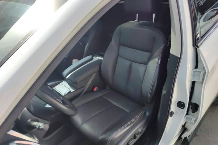 Used Nissan Murano 2017 2.5L XL Two-Wheel Drive Smart Edition Left Front Seat