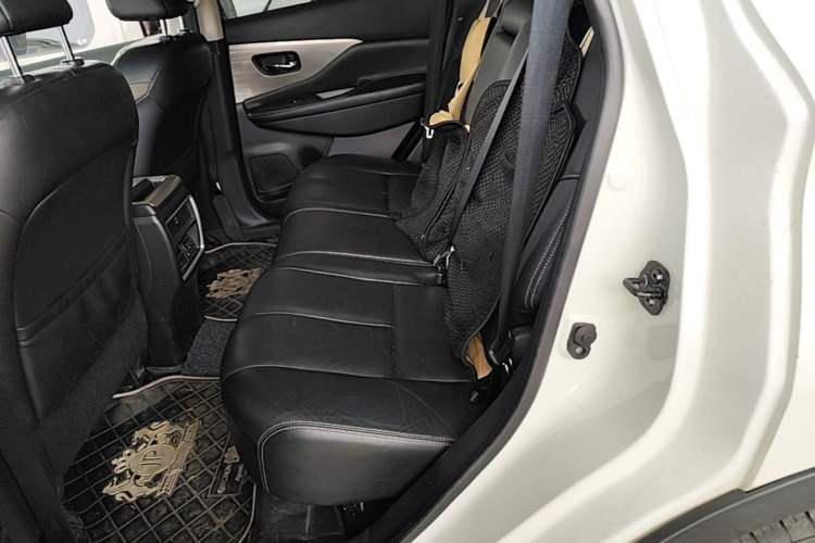 Used Nissan Murano 2017 2.5L XL Two-Wheel Drive Smart Edition Left Rear Seat