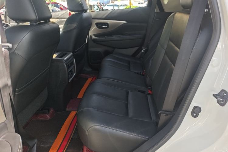 Used Nissan Murano 2017 2.5L XL Two-Wheel Drive Smart Edition Left Rear Seat