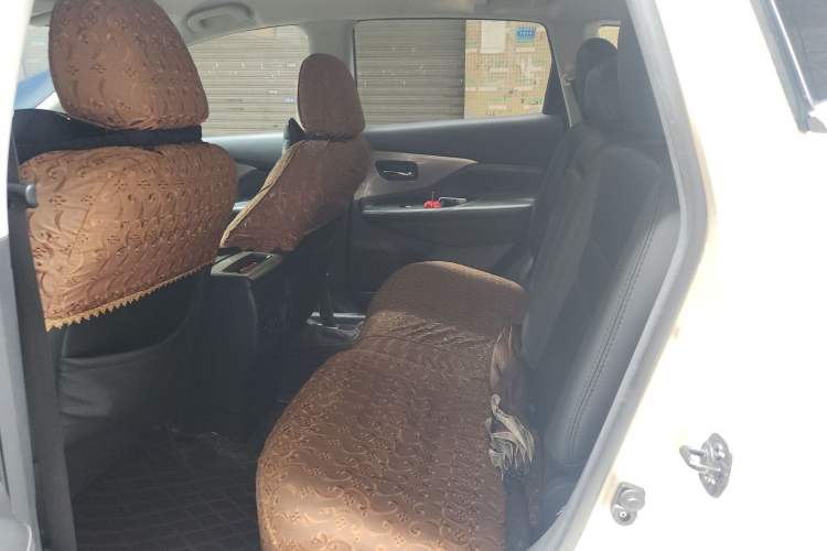 Used Nissan Murano 2017 2.5L XE Two-Wheel Drive Elite Edition Left Rear Seat