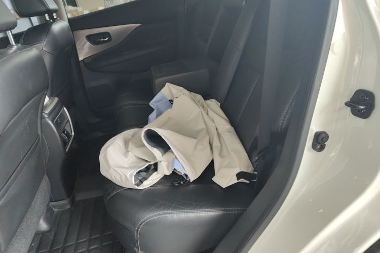 Used Nissan Murano 2017 2.5L XL Two-Wheel Drive Smart Edition Left Rear Seat