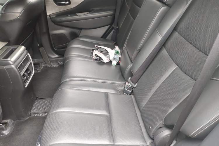 Used Nissan Murano 2017 2.5L XL Two-Wheel Drive Smart Edition Left Rear Seat