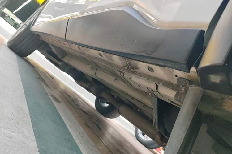 Used Nissan Murano 2017 2.5L XL Two-Wheel Drive Smart Edition Left Side Sill