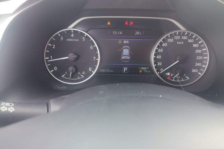 Used Nissan Murano 2017 2.5L XL Two-Wheel Drive Smart Edition Odometer Close Up