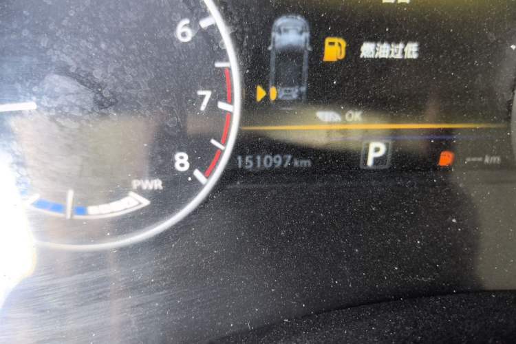 Used Nissan Murano 2017 2.5 S/C HEV XE Four-Wheel Drive Hybrid Luxury Edition Odometer Close Up
