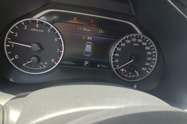 Used Nissan Murano 2017 2.5L XL Two-Wheel Drive Smart Edition Odometer Close Up