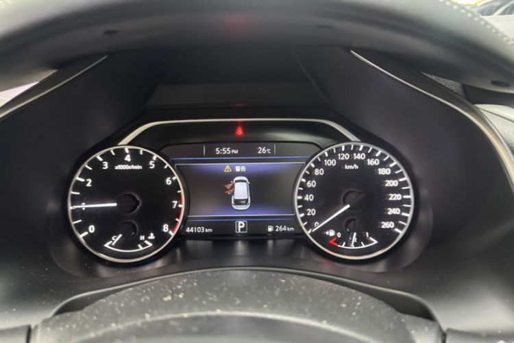 Used Nissan Murano 2017 2.5L XL Two-Wheel Drive Smart Edition Odometer Close Up