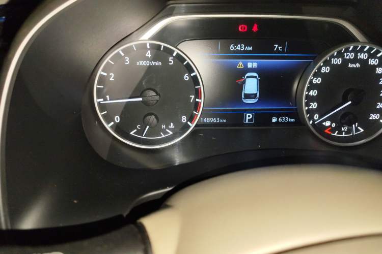 Used Nissan Murano 2017 2.5L XL Two-Wheel Drive Smart Edition Odometer Close Up