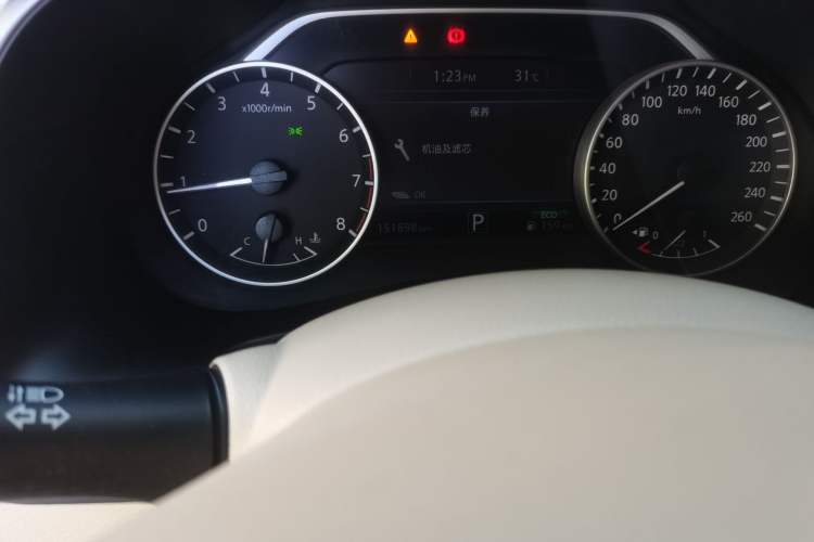 Used Nissan Murano 2017 2.5L XL Two-Wheel Drive Smart Edition Odometer Close Up