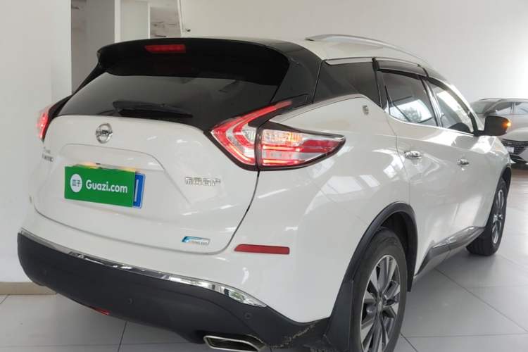 Used Nissan Murano 2017 2.5L XL Two-Wheel Drive Smart Edition Rear Right 45 Deg