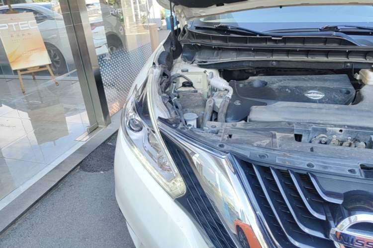 Used Nissan Murano 2017 2.5L XE Two-Wheel Drive Elite Edition Right Front Headlight