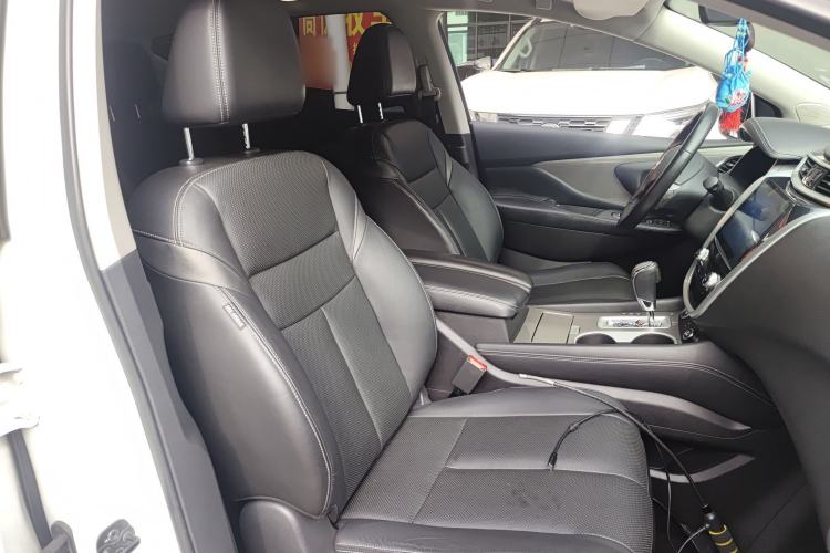 Used Nissan Murano 2017 2.5L XL Two-Wheel Drive Smart Edition Right Front Seat