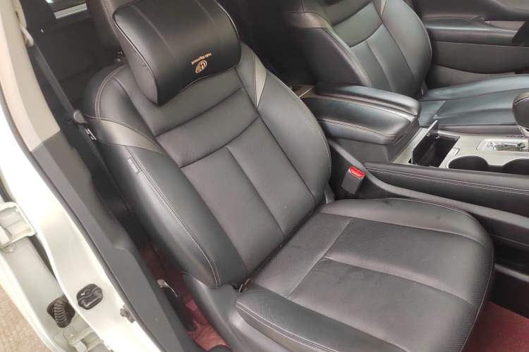 Used Nissan Murano 2017 2.5L XL Two-Wheel Drive Smart Edition Right Front Seat