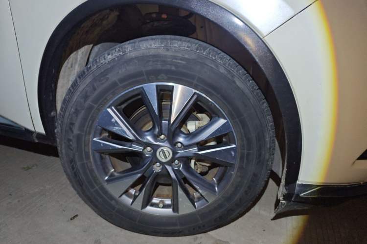 Used Nissan Murano 2017 2.5L XL NAVI Plus Two-Wheel Drive Smart Edition Right Front Wheel Hub