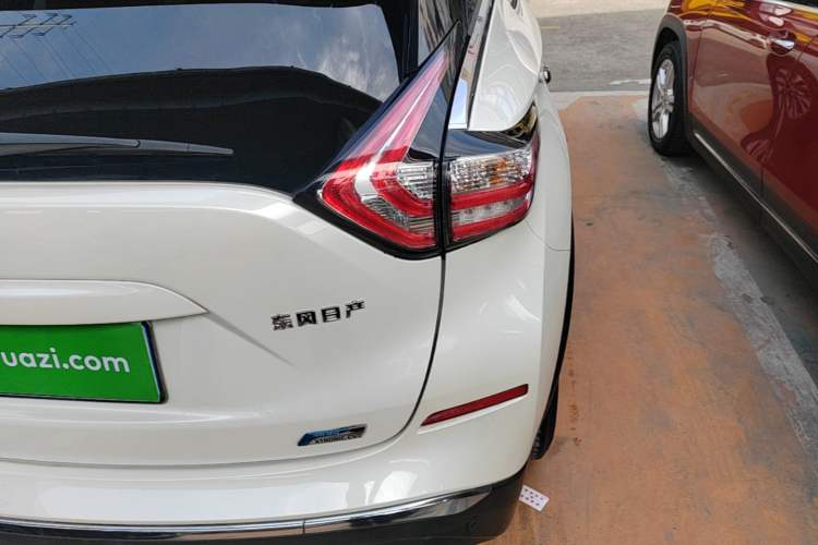 Used Nissan Murano 2017 2.5L XL Two-Wheel Drive Smart Edition Right Rear Taillight