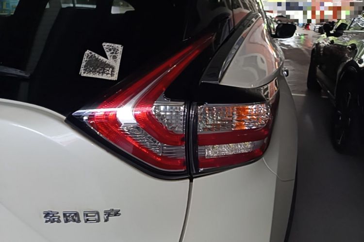Used Nissan Murano 2017 2.5L XE Two-Wheel Drive Elite Edition Right Rear Taillight
