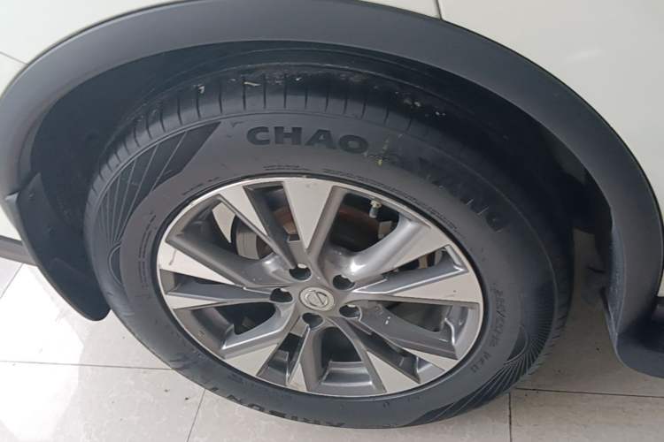 Used Nissan Murano 2017 2.5L XE Two-Wheel Drive Elite Edition Right Rear Wheel Hub