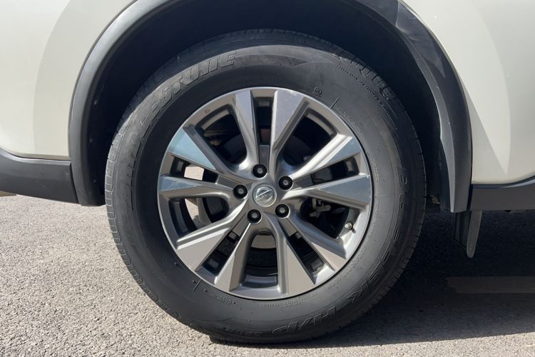 Used Nissan Murano 2017 2.5L XL Two-Wheel Drive Smart Edition Right Rear Wheel Hub