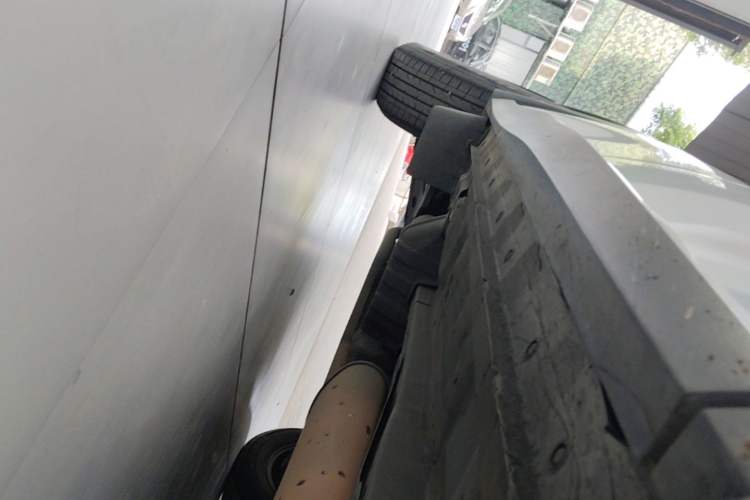 Used Nissan Murano 2017 2.5L XL Two-Wheel Drive Smart Edition Right Side Sill