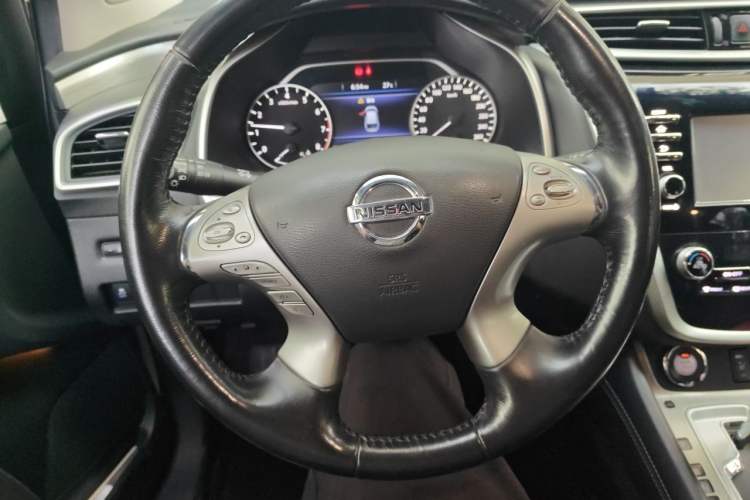 Used Nissan Murano 2017 2.5L XL Two-Wheel Drive Smart Edition Steering Wheel