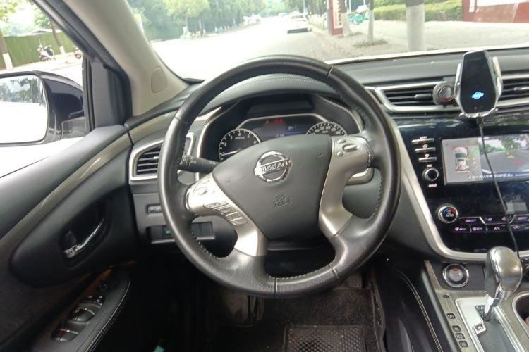 Used Nissan Murano 2017 2.5L XL Two-Wheel Drive Smart Edition Steering Wheel