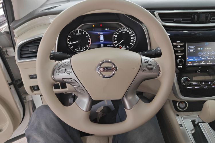 Used Nissan Murano 2017 2.5L XE Two-Wheel Drive Elite Edition Steering Wheel