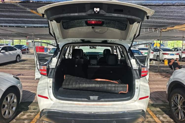 Used Nissan Murano 2017 2.5L XL Two-Wheel Drive Smart Edition Trunk