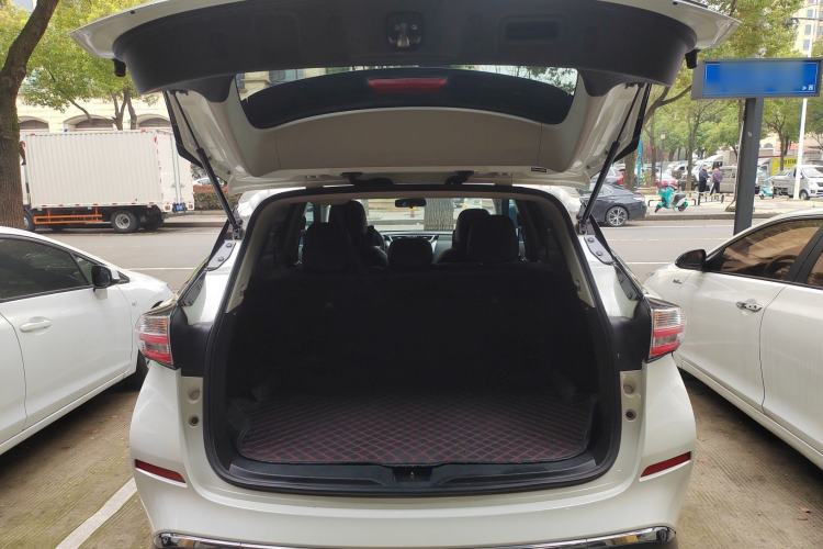 Used Nissan Murano 2017 2.5L XL Two-Wheel Drive Smart Edition Trunk