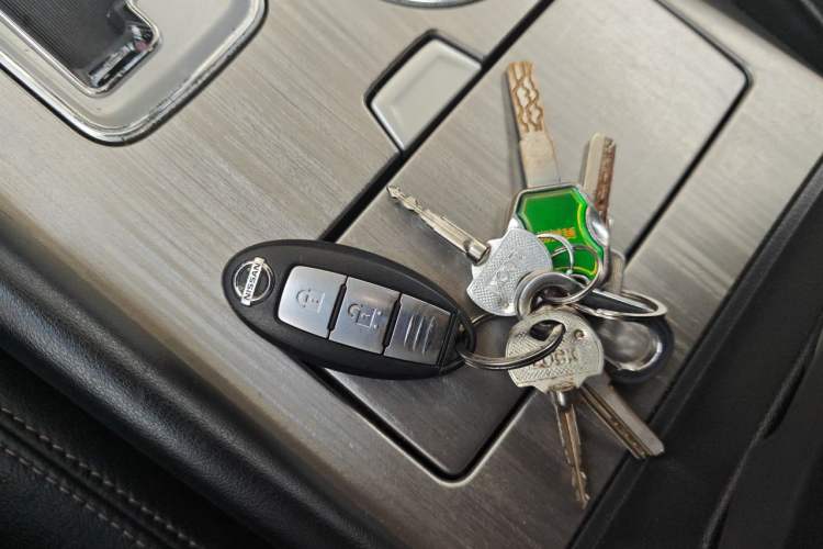 Used Nissan Murano 2017 2.5L XL Two-Wheel Drive Smart Edition Vehicle Key