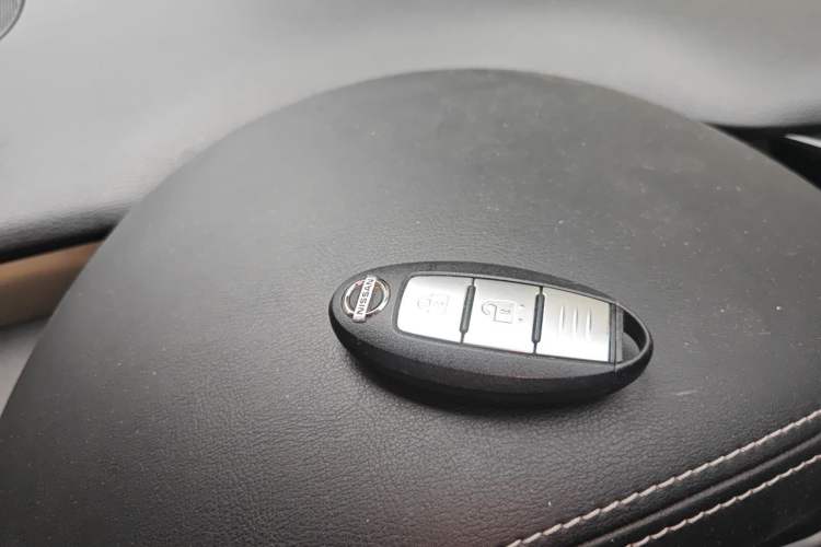 Used Nissan Murano 2017 2.5L XL Two-Wheel Drive Smart Edition Vehicle Key