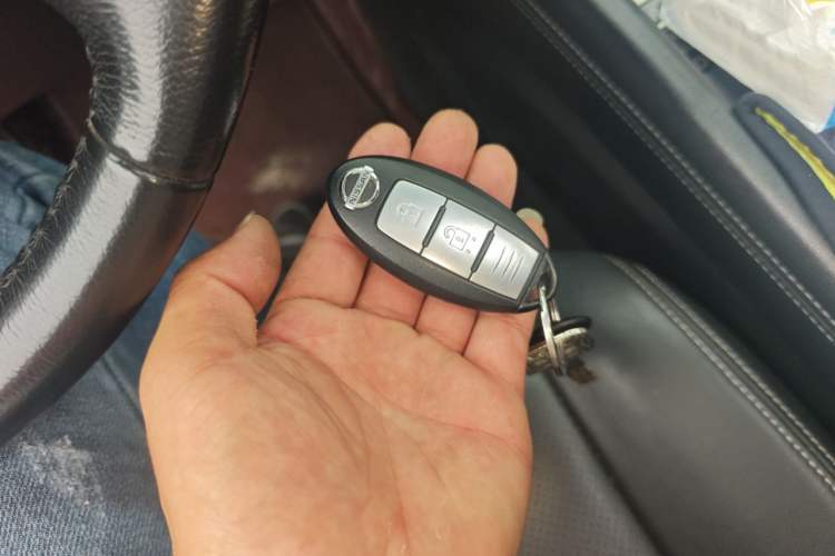 Used Nissan Murano 2017 2.5L XL Two-Wheel Drive Smart Edition Vehicle Key