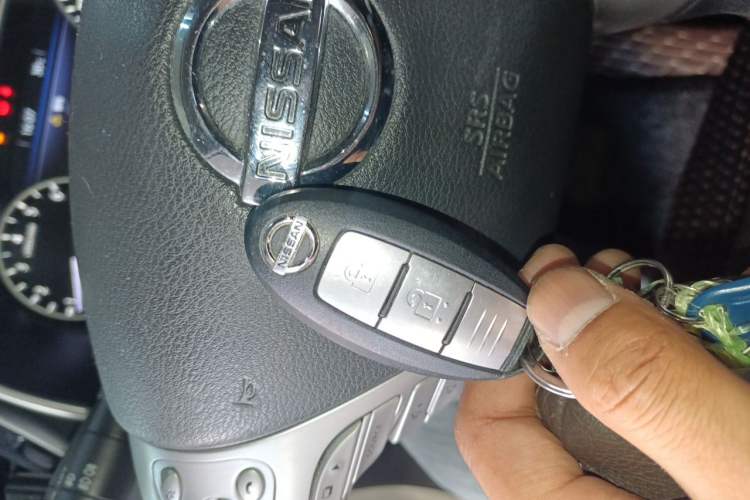 Used Nissan Murano 2017 2.5L XE Two-Wheel Drive Elite Edition Vehicle Key