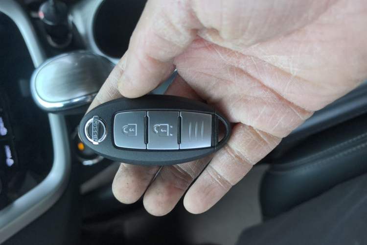 Used Nissan Murano 2017 2.5L XL Two-Wheel Drive Smart Edition Vehicle Key