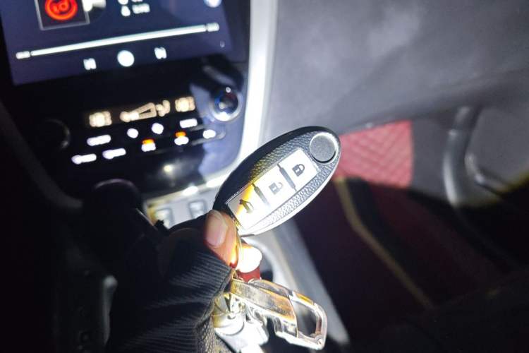 Used Nissan Murano 2017 2.5L XL NAVI Plus Two-Wheel Drive Smart Edition Vehicle Key