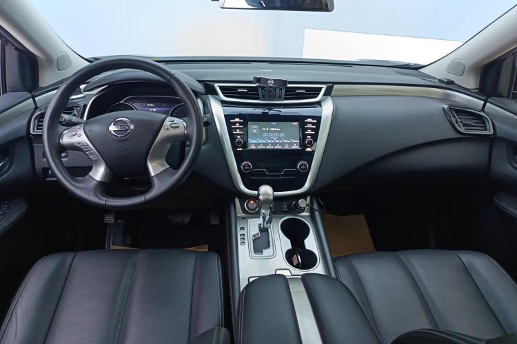 Used Nissan Murano 2017 2.5L XL Two-Wheel Drive Smart Edition Center Console