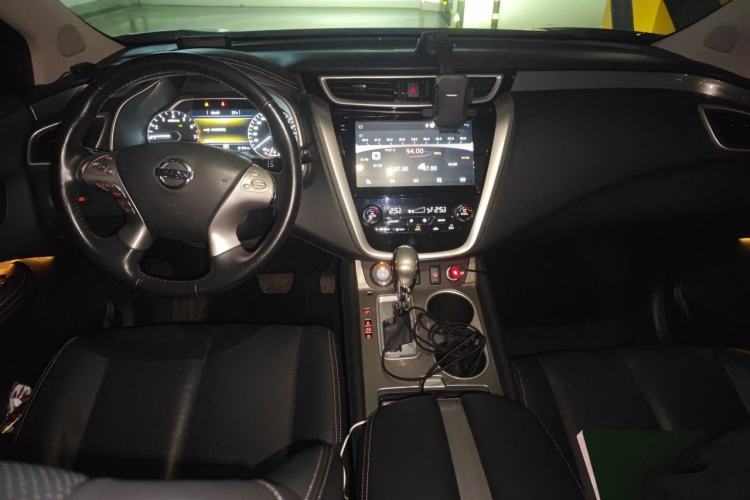 Used Nissan Murano 2017 2.5L XL Two-Wheel Drive Smart Edition Center Console