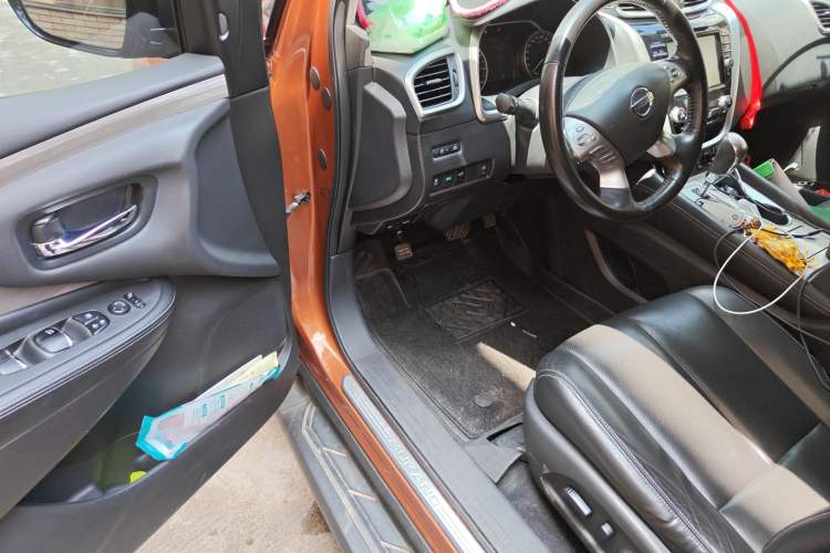 Used Nissan Murano 2017 2.5L XL NAVI Plus Two-Wheel Drive Smart Edition Driver Seat
