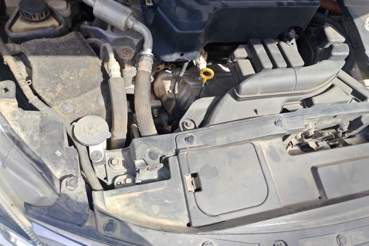 Used Nissan Murano 2017 2.5 S/C HEV XL Four-Wheel Drive Hybrid Prestige Edition Engine Bay Right